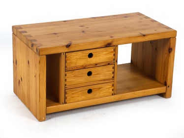 AKSEL KJERSGAARD STYLE PINE LOW TABLE C. 1960S