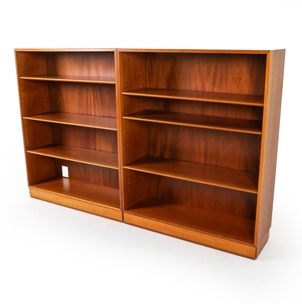 PAIR OF DANISH TEAK BOOKCASES C. 1960S (1 of 17)