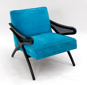 MID-CENTURY BUTTERFLY VELVET LOUNGE CHAIR
