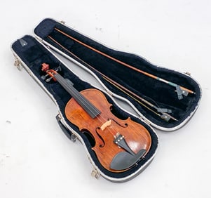 ANTONIO STRADIVARI STYLE CREMONA VIOLIN IN CASE
