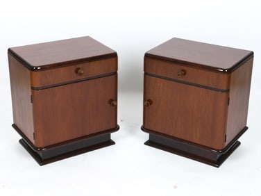 PAIR OF ART DECO DUTCH MOHAGONY NIGHTSTANDS 1930S