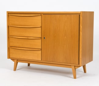 EAST GERMAN BEECH SIDEBOARD C. 1950S