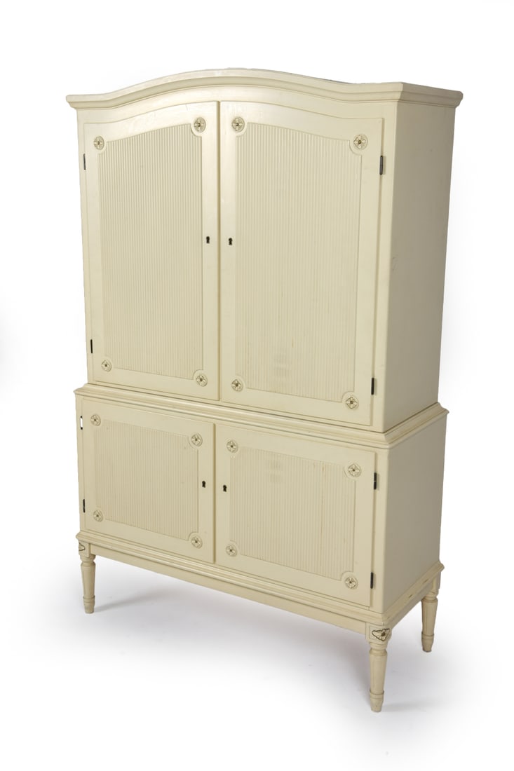 GUSTAVIAN STYLE SWEDISH PAINTED CABINET (1 of 17)