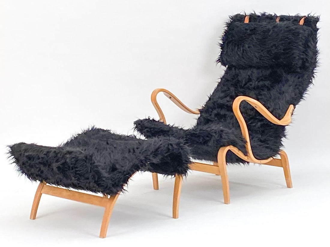 BRUNO MATHSSON 'PERNILLA' LOUNGE CHAIR W/ OTTOMAN: This is an iconic lounge chair designed by Bruno Mathsson, for Dux of Sweden. Known as the 'Pernilla' Lounge chair, this design is most notable for its elegant bentwood frame, with dramatic curves thr