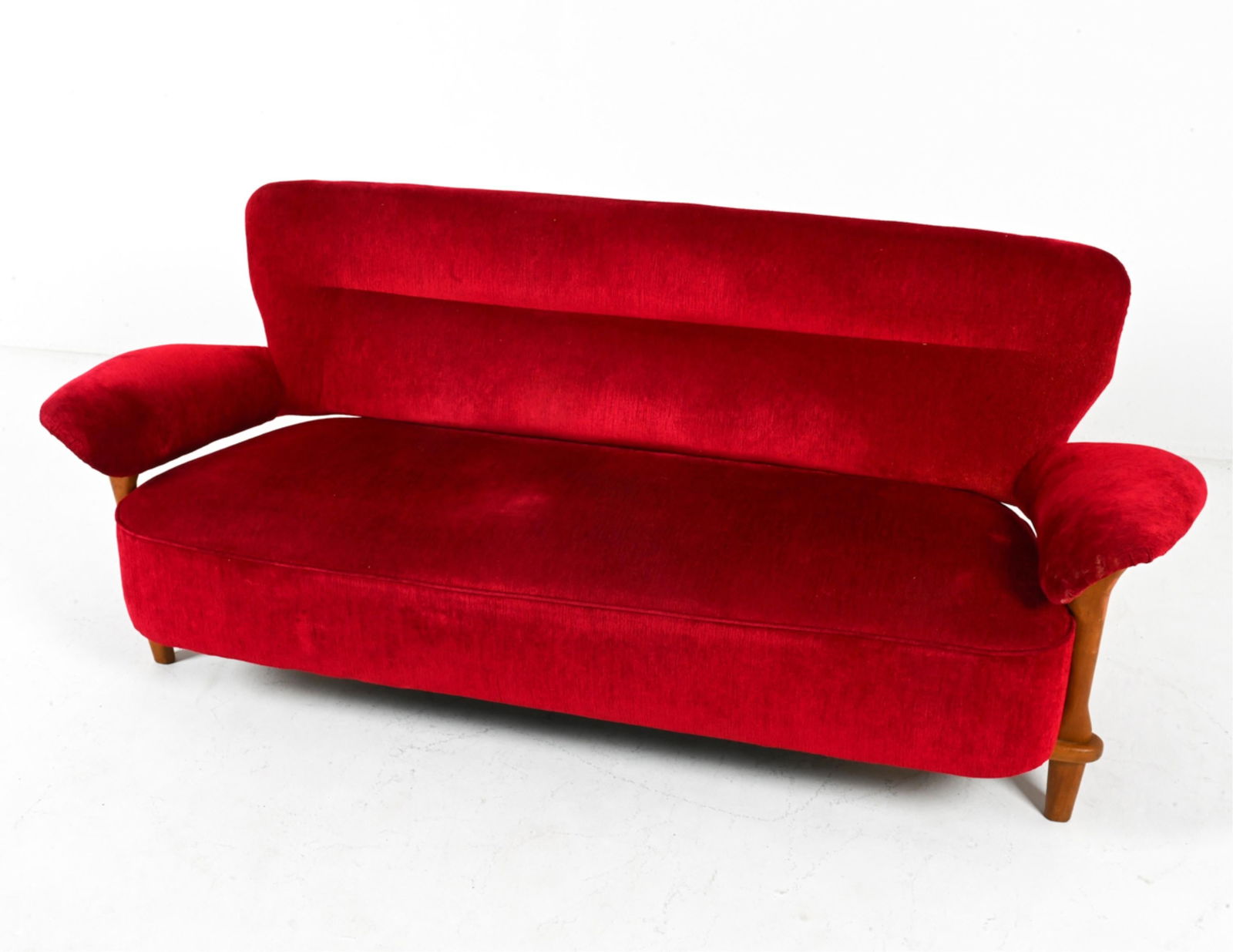 MODEL F109 SOFA BY THEO RUTH FOR ARTIFORT: Indulge in timeless design and luxurious comfort with this iconic Theo Ruth Model F109 sofa, also occasionally referred to as "The Gentleman," for Artifort. Crafted in 1955, this piece epitomizes the