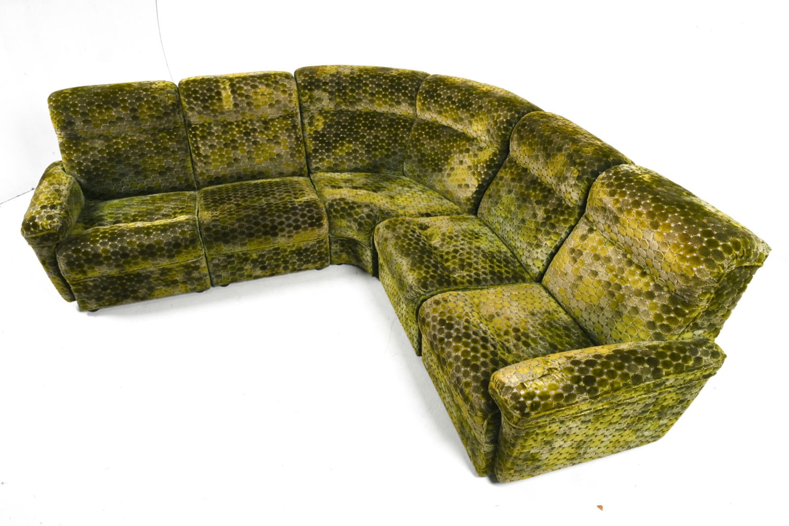 GERMAN SPACE AGE SECTIONAL CORNER SOFA (1 of 18)