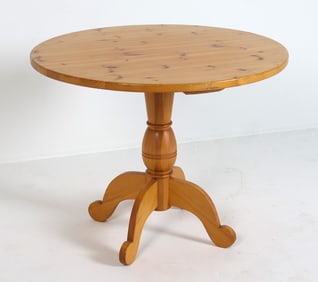 SWEDISH PINE CENTER OR BREAKFAST TABLE C. 1970S