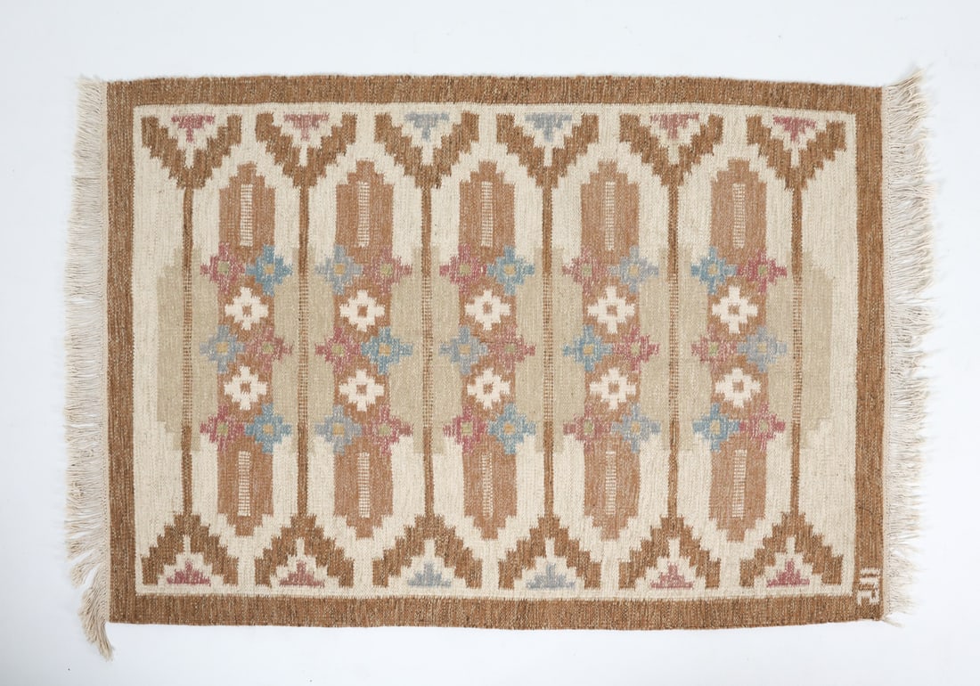MID-CENTURY SWEDISH WOOL AREA RUG (1 of 8)