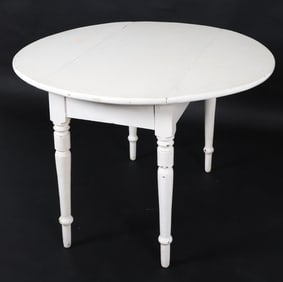 ANTIQUE SCANDINAVIAN PAINTED DROP-LEAF TABLE