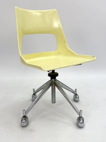 MID-CENTURY KAY KORBING DANISH KEVI SWIVEL CHAIR