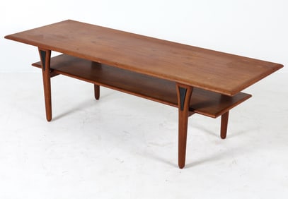 MID-CENTURY DANISH TEAK COFFEE TABLE C. 1960S