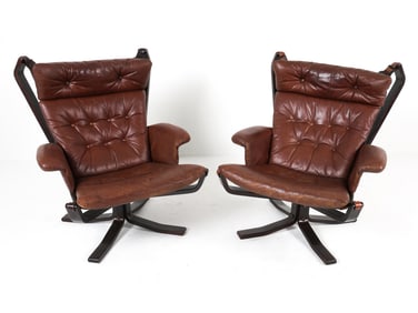 SIGURD RESSELL BEECH & LEATHER LOUNGE CHAIRS