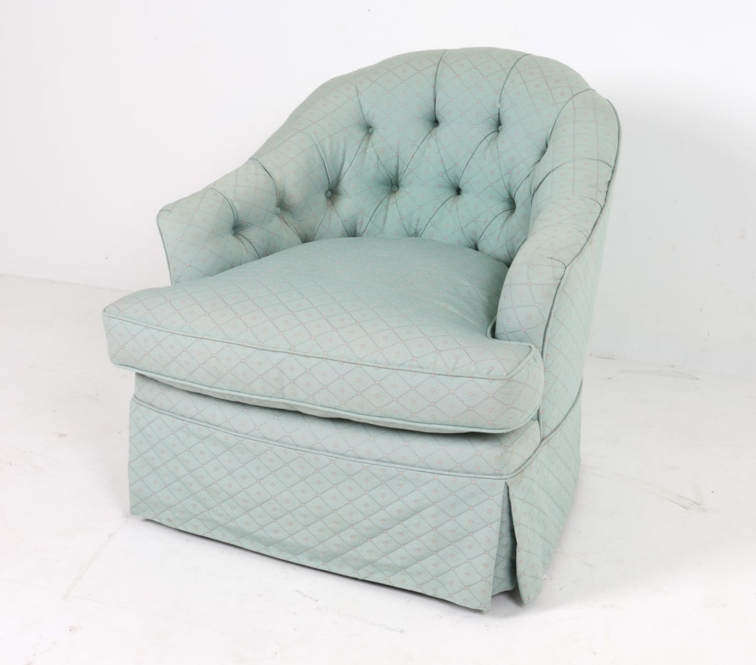 MID-CENTURY TUFTED LOUNGE CHAIR: Tufted seat back with skirt. Dimensions: H 28" x W 30" x D 27", SH 17" Condition: Minor discoloration to upholstery. Presents well overall.