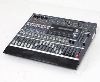 TASCAM MODEL TM-D1000 DIGITAL RECORDING MIXER