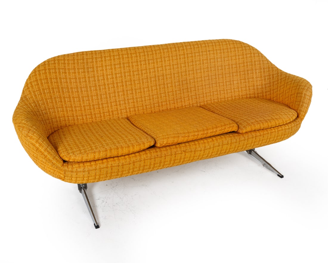ATTR. OVERMAN SCANDINAVIAN SPACE AGE SOFA 1960S