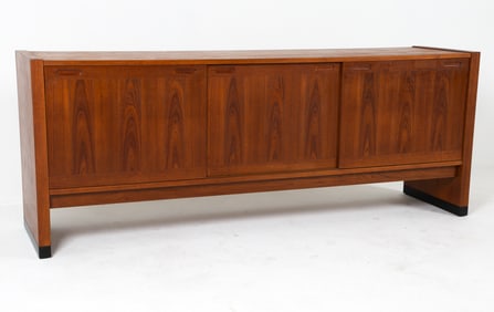 SKOVBY DANISH TEAK SIDEBOARD C. 1960S