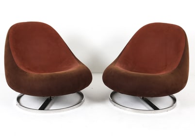 PAIR OF ANDERS HJELM "FLOW" LEATHER LOUNGE CHAIRS