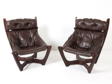 PAIR OF ODD KNUTSEN LEATHER 'LUNA' CHAIRS
