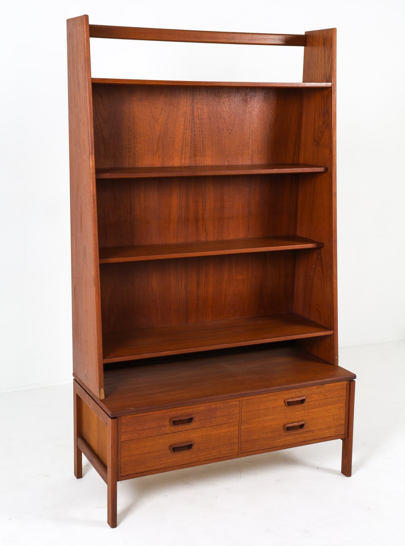 DANISH TEAK BOOKSHELF CHEST C. 1960S (1 of 12)