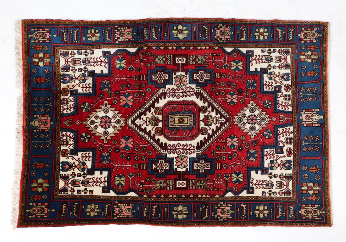 MID-20TH C. PERSIAN WOOL RUG (1 of 7)