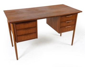 ARNE VODDER STYLE TEAK WRITING DESK C. 1960S