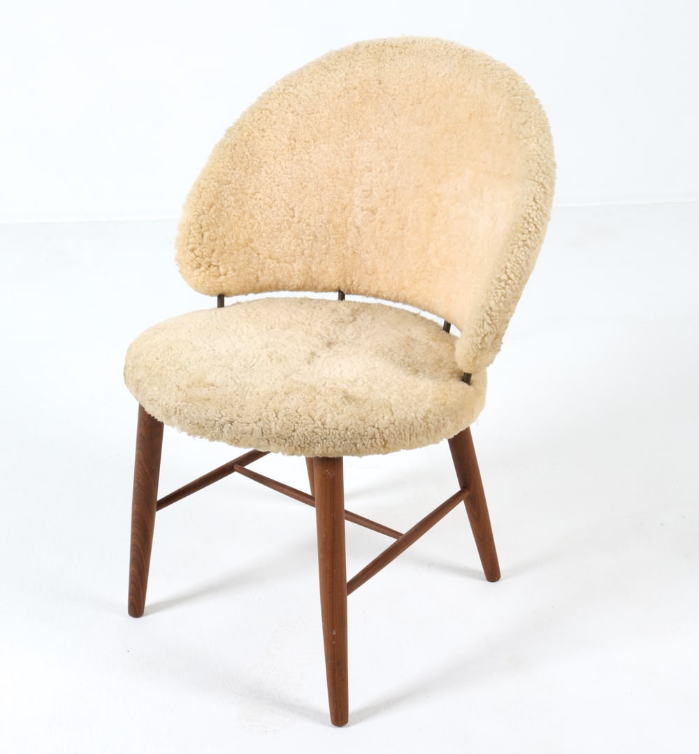 FRODE HOLM SORENSEN LAMBSWOOL VANITY CHAIR: Designed by Frode Holm Sorensen. Lambswool upholstery with tapered teak legs. Unmarked. Denmark, circa 1960s. Dimensions: H 29.25" x W 20" x D 21" x SH 16.5". Conditions: Discolorations to fabric. Scu