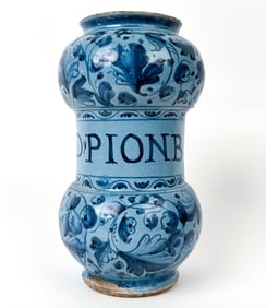 VENETIAN MAJOLICA ALBARELLO 17TH/18TH C.