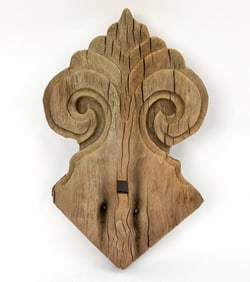 EARLY JAPANESE ARCHITECTURAL ELEMENT