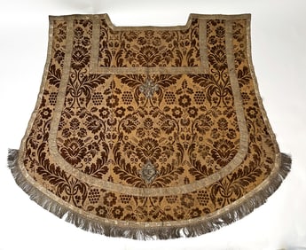 ANTIQUE RUSSIAN CUT VELVET VESTMENT