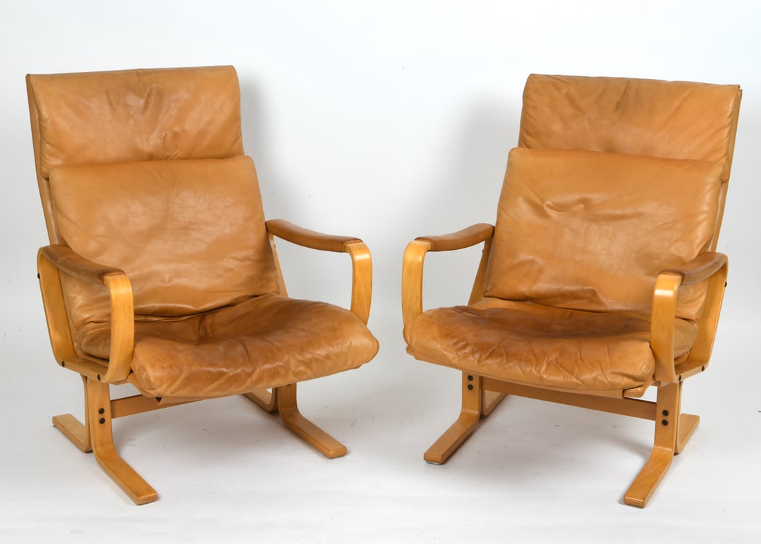 THAMS KVALITET HIGH BACK LOUNGE CHAIRS C.1970S (1 of 13)