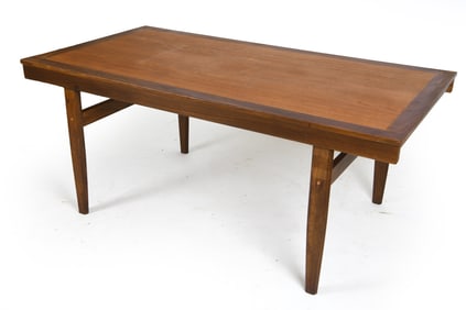 MID-CENTURY DANISH TEAK EXTENDING DINING TABLE