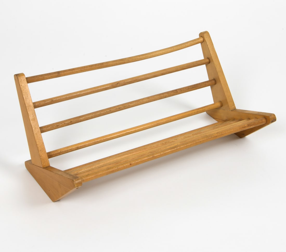 MID-CENTURY CZECHOSLOVAKIAN BEECH RACK C. 1960S: Beech wood rack, featuring horizontal dowels supported by two angular side forming. Czechoslovakia, circa 1970s. Dimensions: H 10" x W 20" x D 6" Condition: Wear consistent with age and use. Minor sur