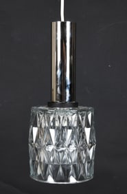 DORIA STYLE CRYSTAL PENDANT LIGHT C. 1970S