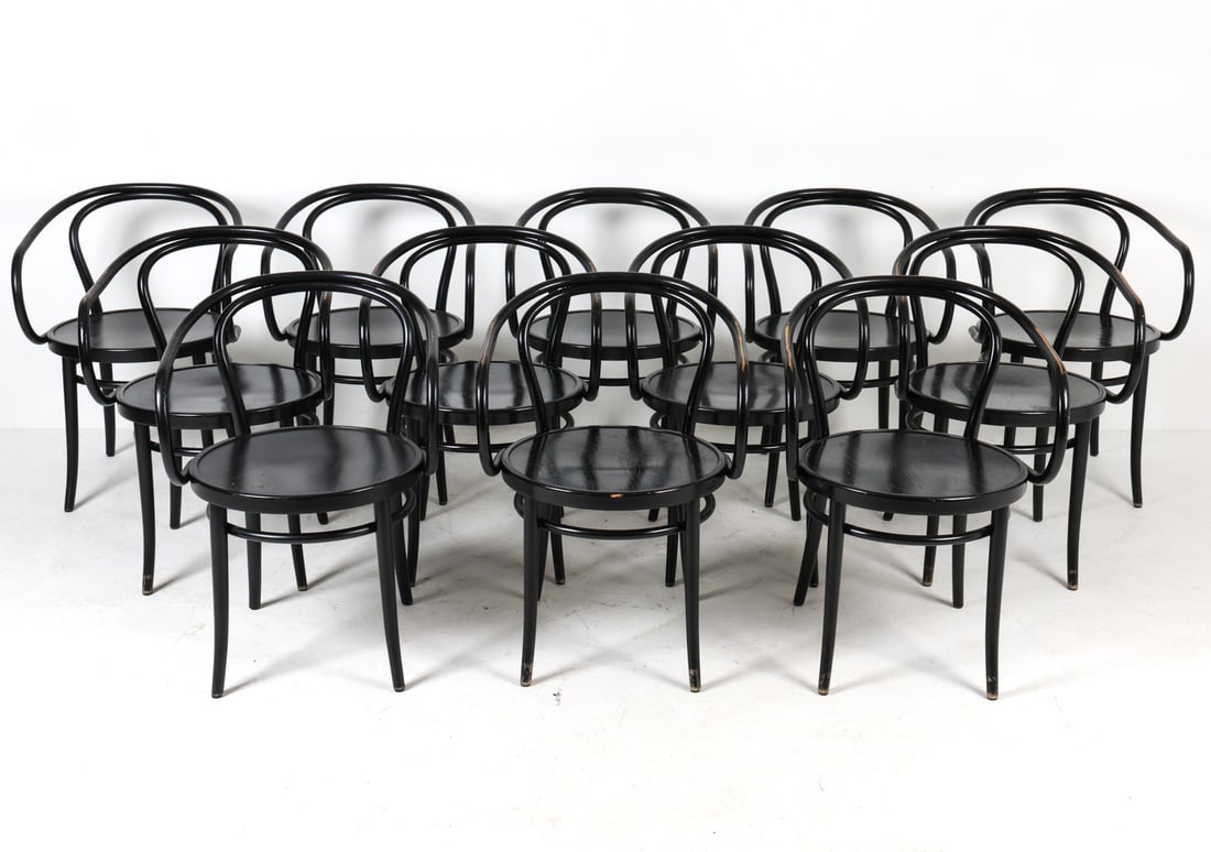 (12) THONET 'MODEL 30' DINING CHAIRS (1 of 11)