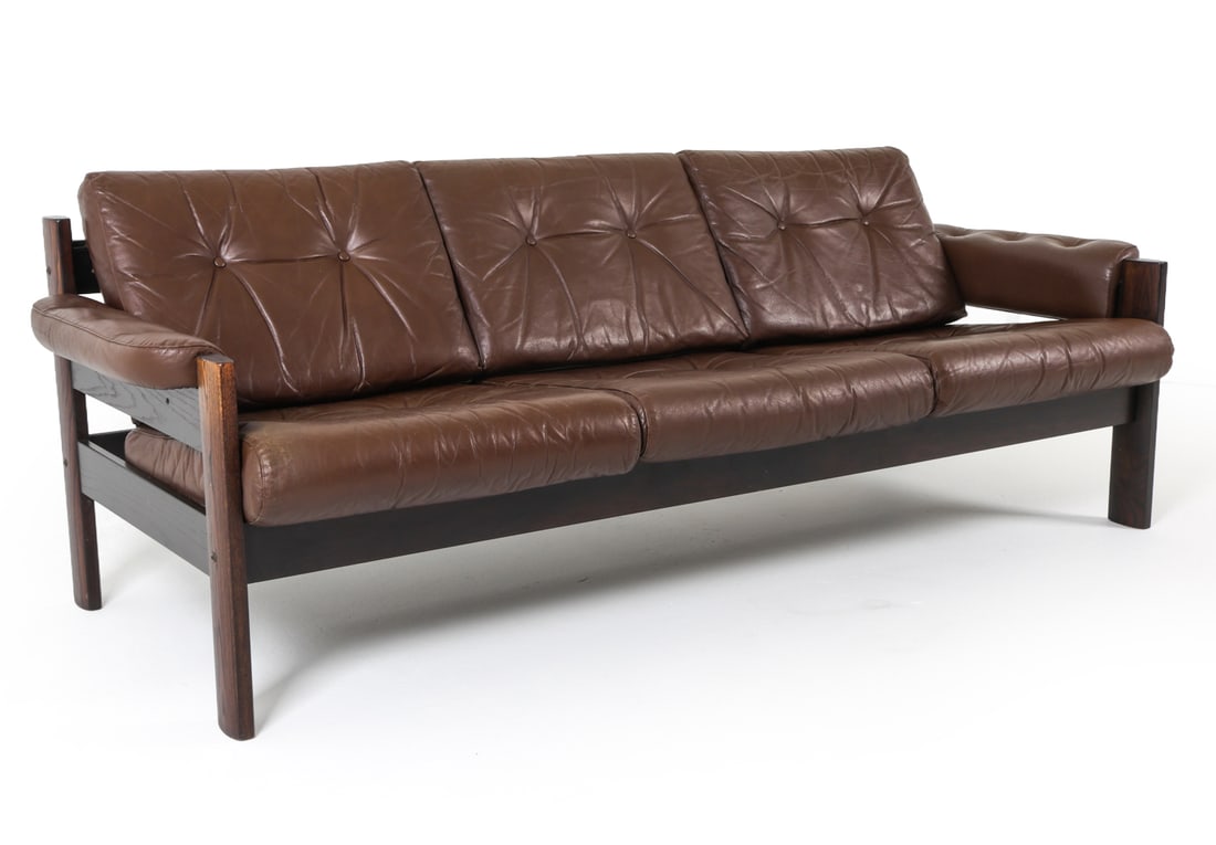 EKORNES 'AMIGO' LEATHER & BEECH SOFA 1970S (1 of 11)