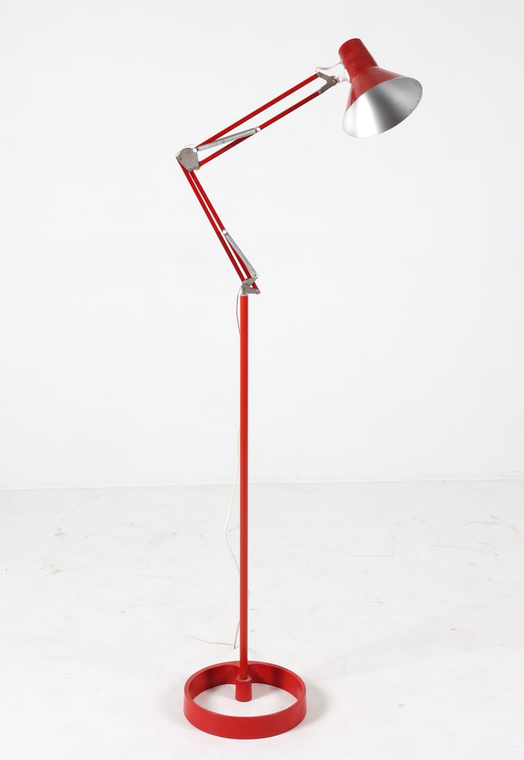 ATTR. LUXO STEEL ARCHITECTS FLOOR LAMP C. 1980S: Denmark, circa 1980s. Dimensions: (Tallest) H 71.5" x Dia. 11.5" Condition:(Not Tested) A few scratches to base and stem, wear consistent with age and use. E173