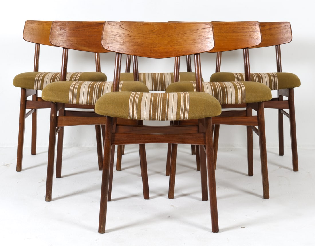 (6) ATTR. FASTRUP TEAK & WOOL DINING CHAIRS 1960S: Teak frames with green striped wool upholstery. Denmark, circa 1970s. Dimensions: H 30.5 x W 18"x D 14.5", SH 20" Condition: Minor scuffs to wood. Wear consistent with age and use. E108