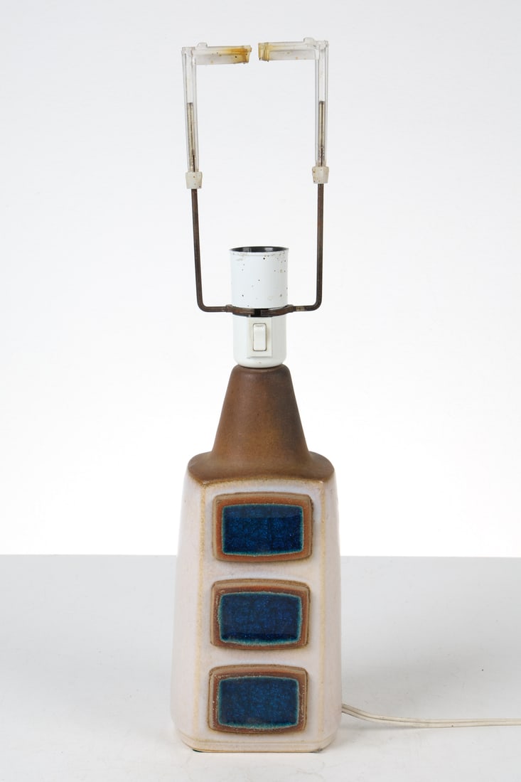 SOHOLM STENTOJ CERAMIC TABLE LAMP C. 1970S (1 of 8)