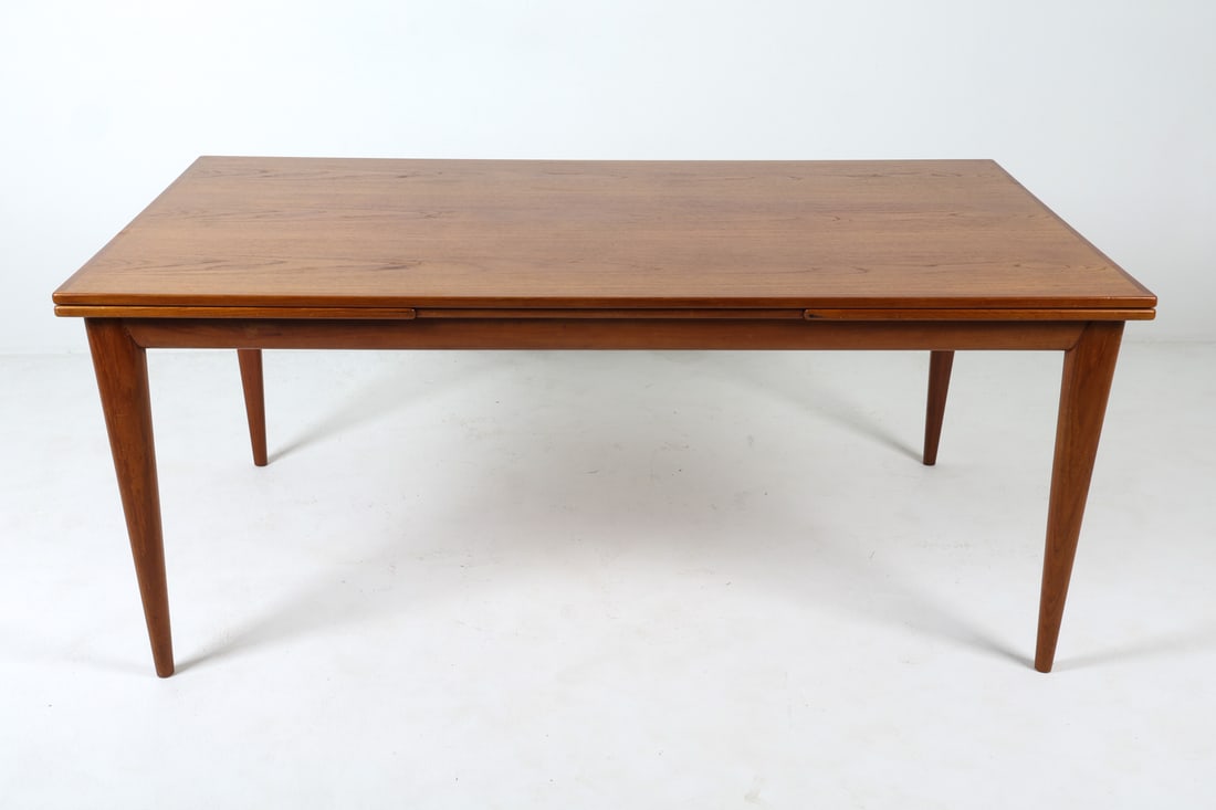 NIELS OTTO MOLLER TEAK EXTENDING DINING TABLE (1 of 17)