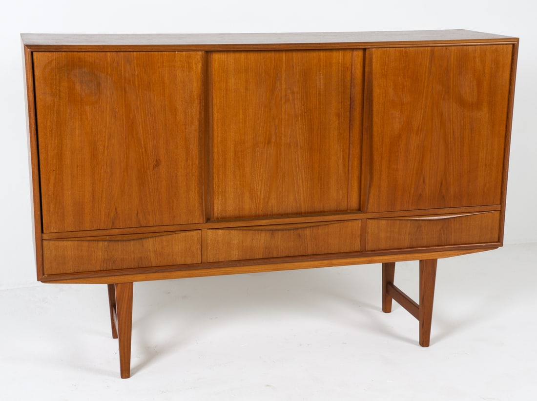 E. W. BACH DANISH TEAK SIDEBOARD C. 1960S (1 of 18)