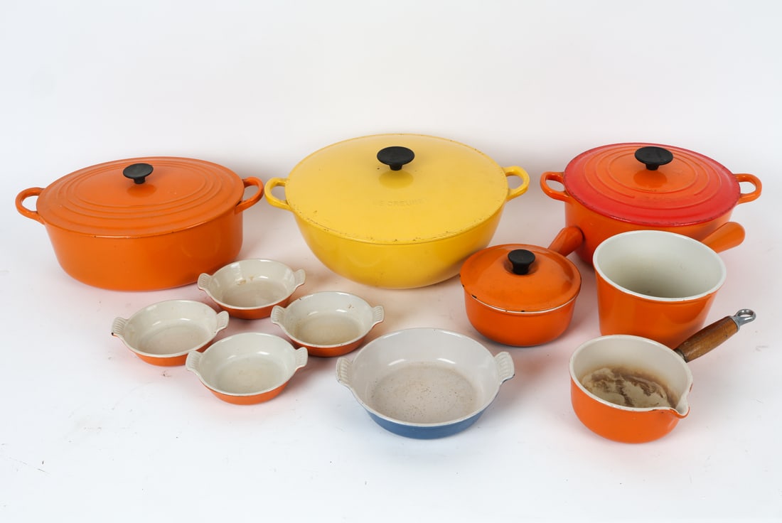 GROUPING OF VINTAGE LE CREUSET ENAMELWARE (1 of 11)