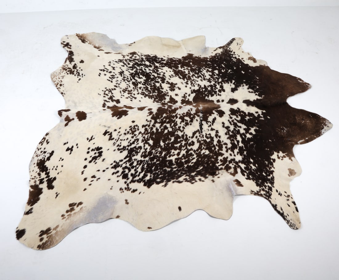 COW HIDE RUG (1 of 9)