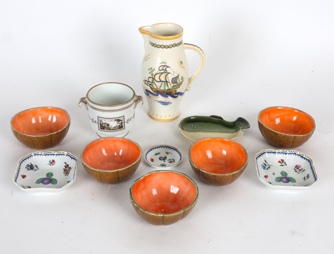 DECORATIVE CERAMIC GROUPING (1 of 16)