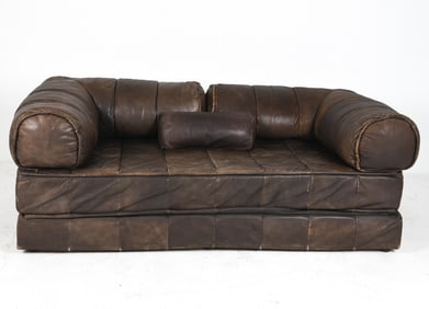 MID-CENTURY DE SEDE STYLE DAYBED/BED C. 1970S