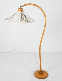MARKSLOJD SWEDISH BEECH FLOOR LAMP C. 1970S