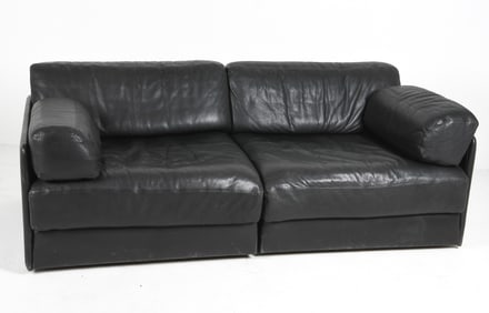 DE SEDE M. DS76 TWO-SECTION SOFA / BED C. 1970S