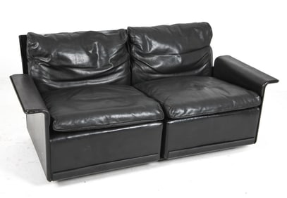 DIETER RAMS M.620 VITSOE LEATHER SOFA C. 1960S