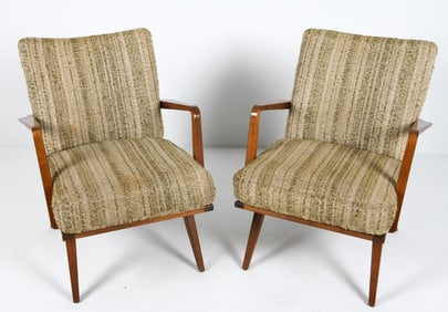 WILHELM KNOLL 'ANTIMOTT' WALNUT LOUNGE CHAIRS