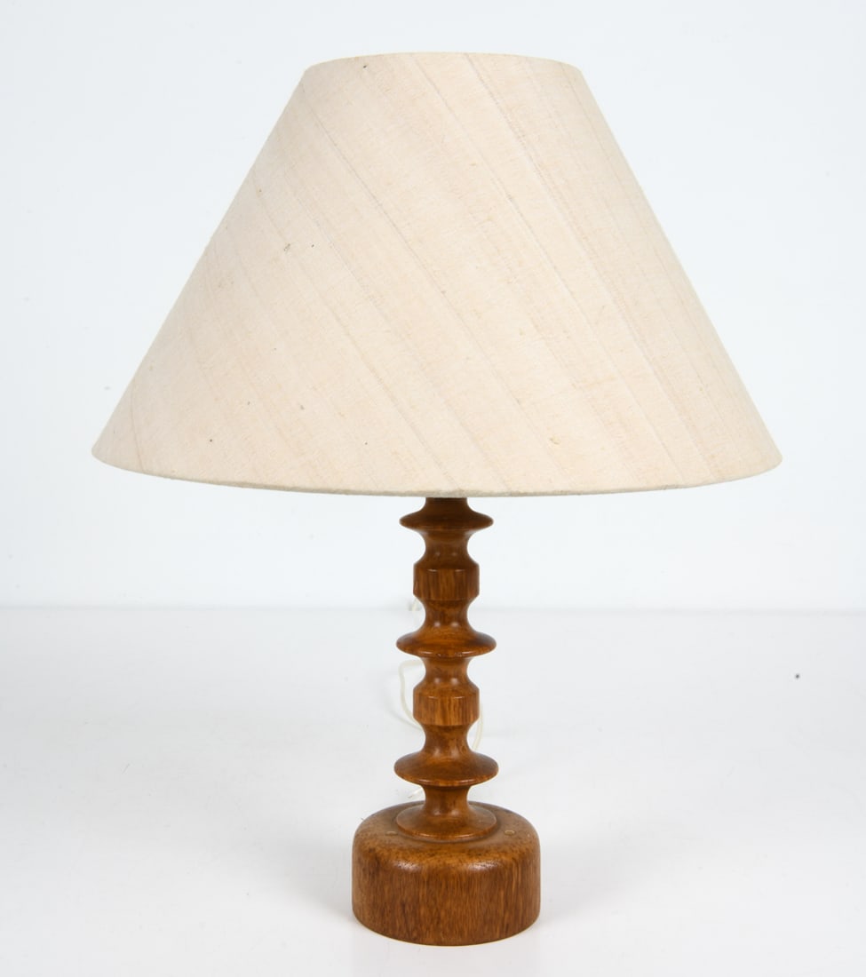LUXUS STYLE SCANDINAVIAN OAK TABLE LAMP C. 1960S (1 of 9)
