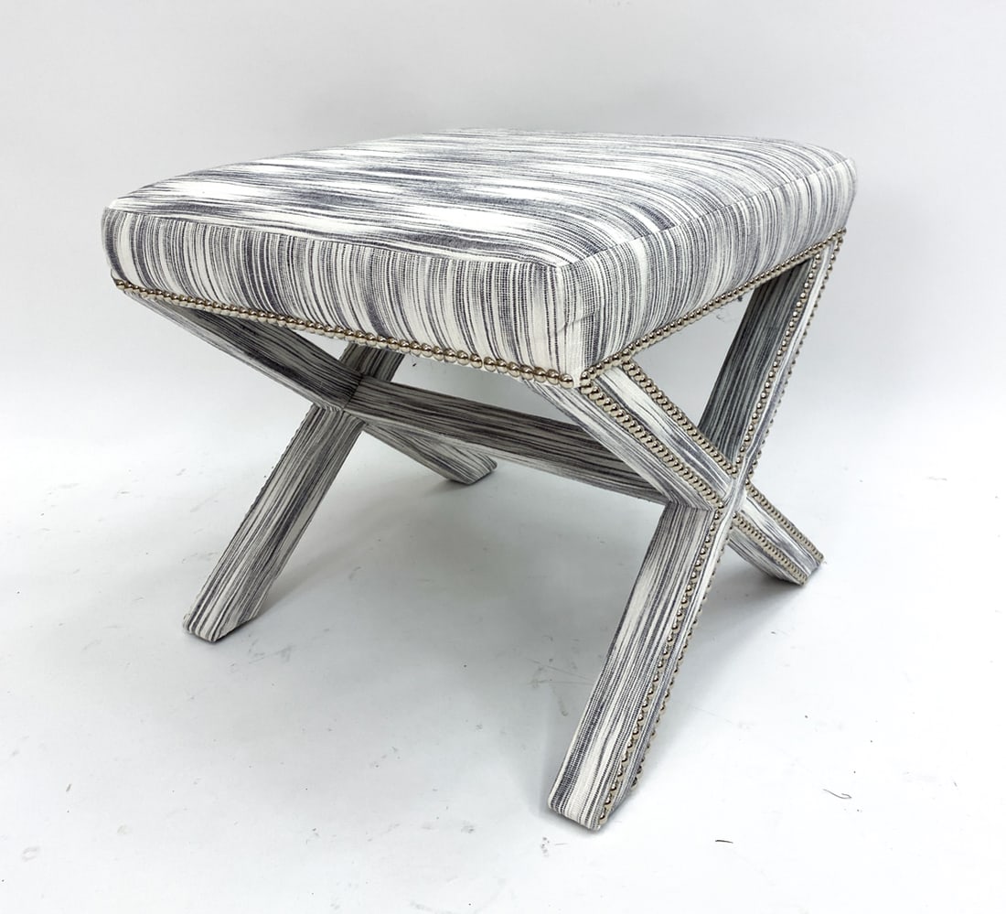 CONTEMPORARY X-FORM BENCH (1 of 7)